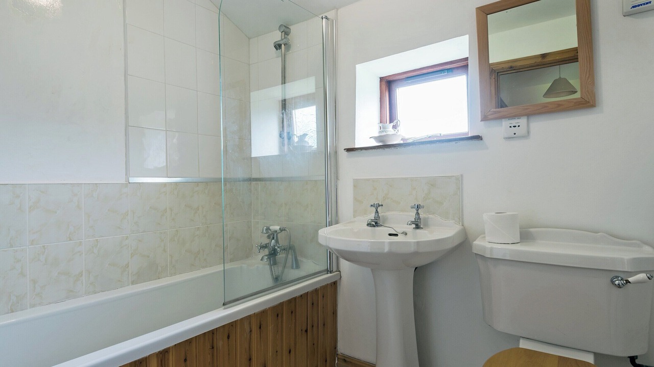 Photo of Bathroom in Hebden