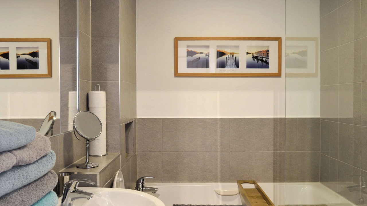 Photo of Bathroom in Woolacombe