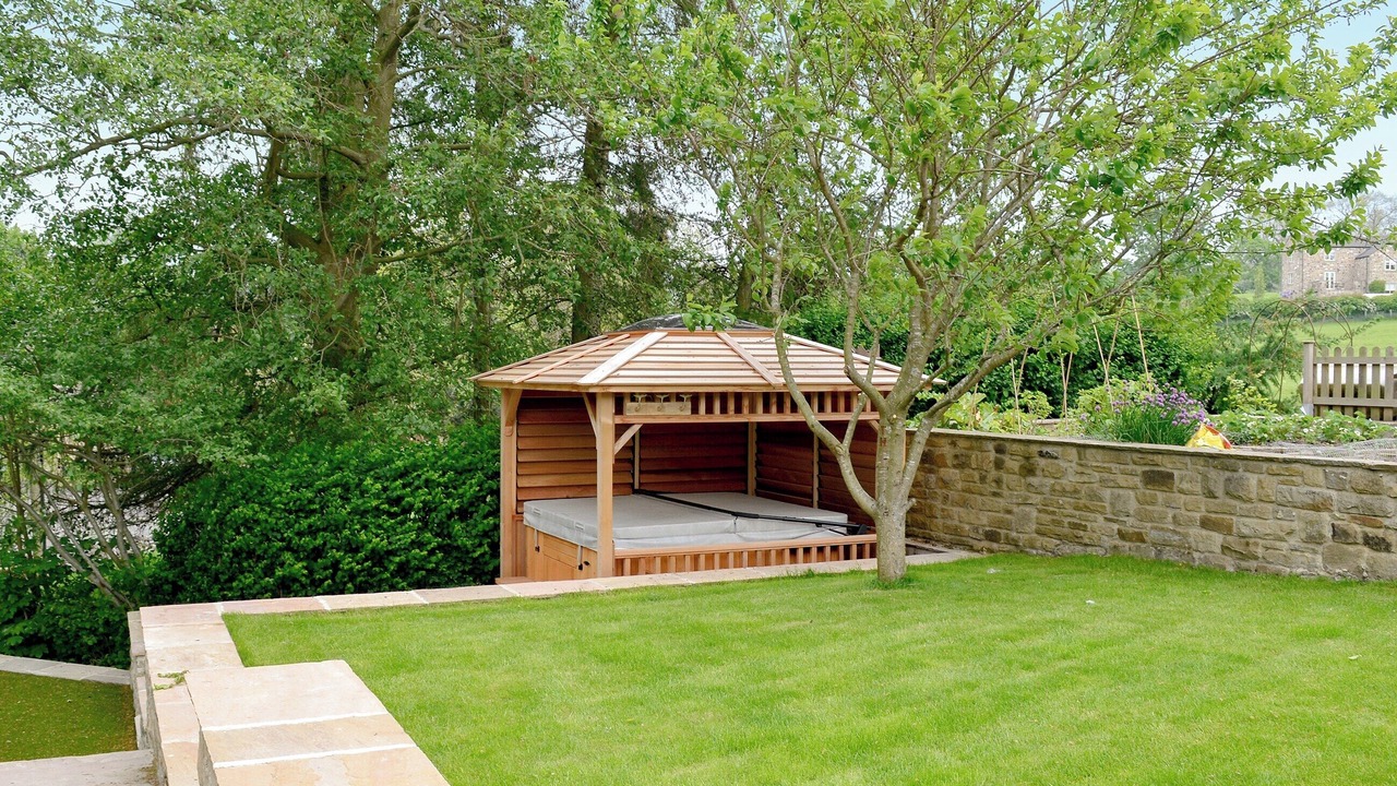 Photo of Outdoor in Stirton