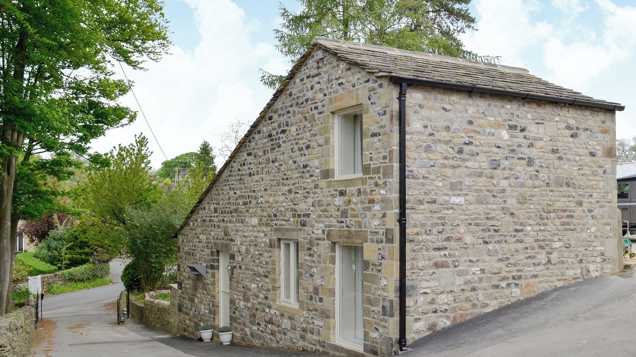 Photo of Others in Stirton