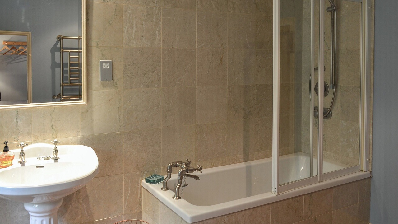 Photo of Bathroom in Manaccan