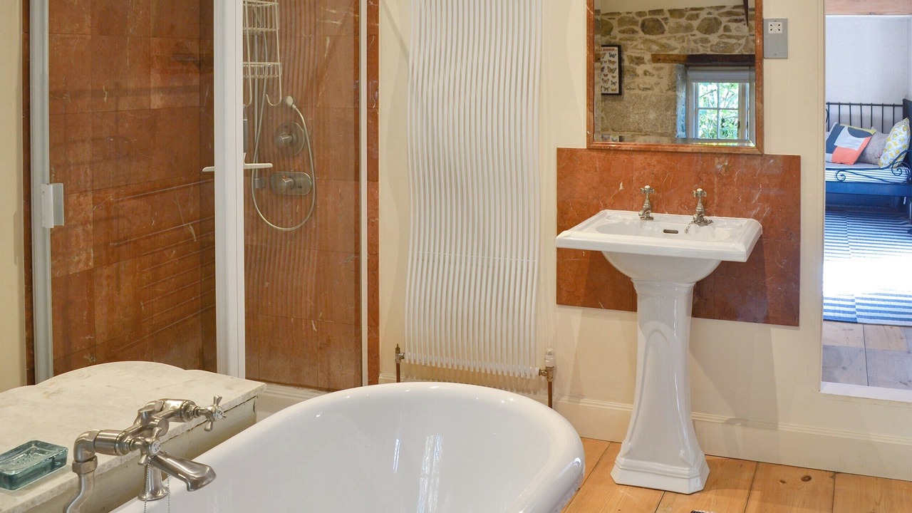 Photo of Bathroom in Manaccan