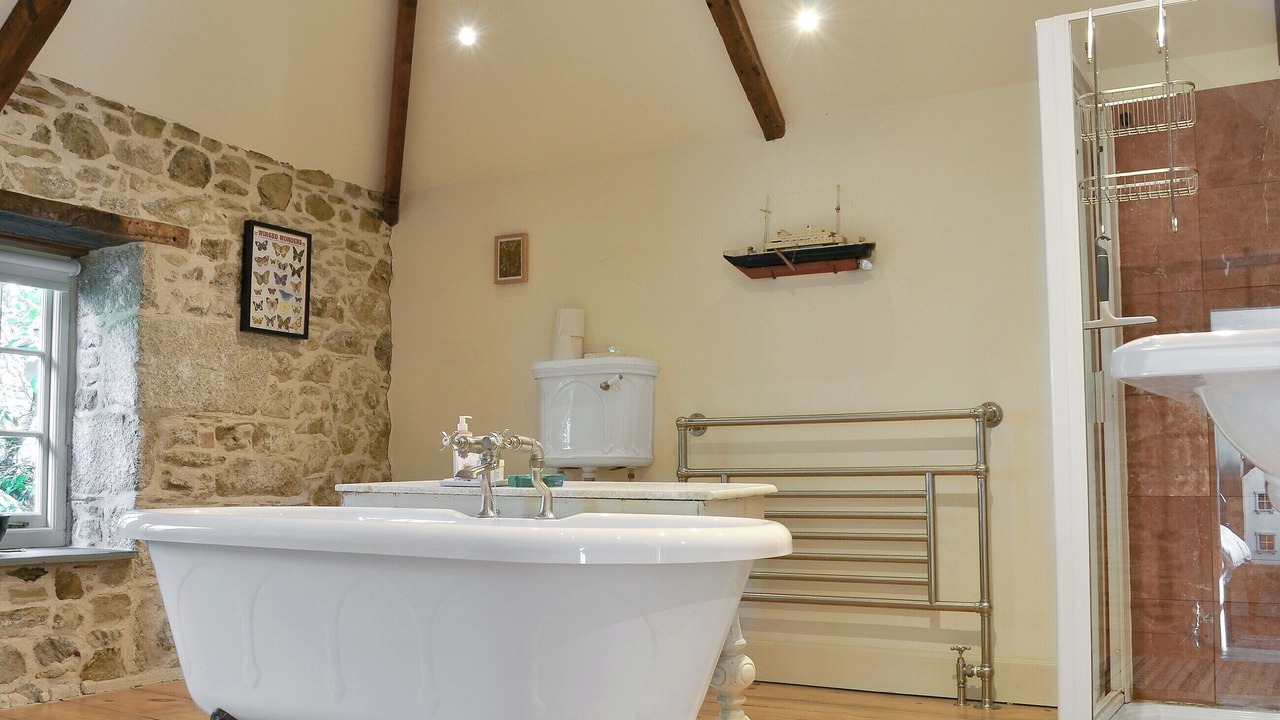 Photo of Bathroom in Manaccan