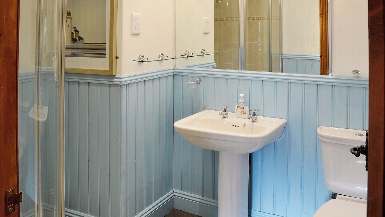 Photo of Bathroom in Treator