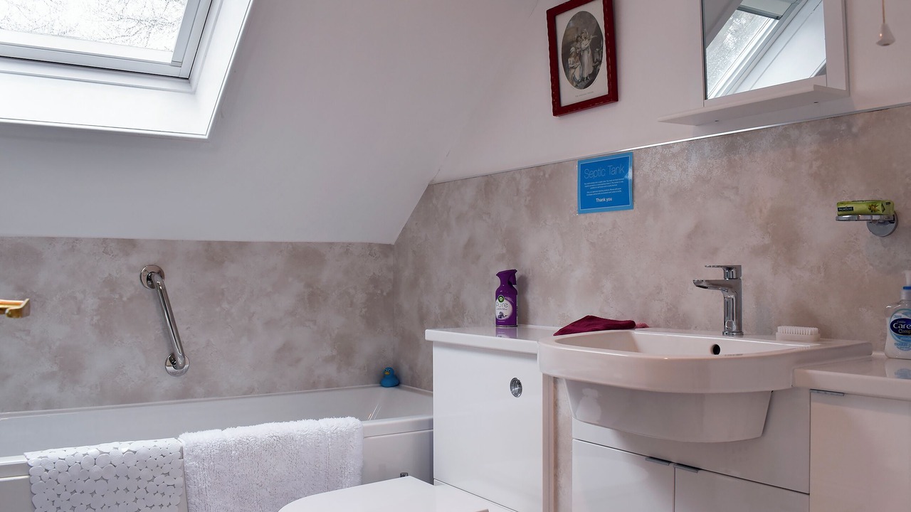 Photo of Bathroom in Cupar
