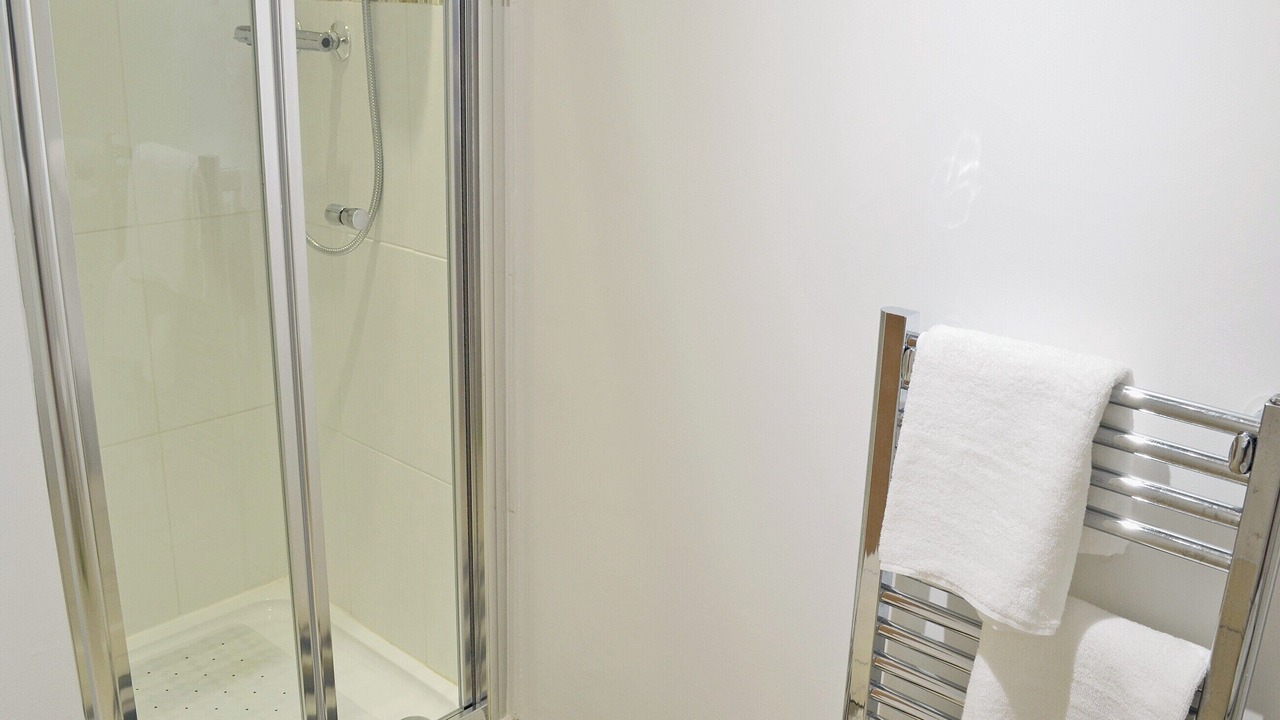 Photo of Bathroom in Sheffield Green