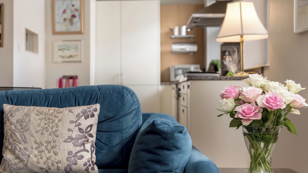 Photo of Livingroom in Newington
