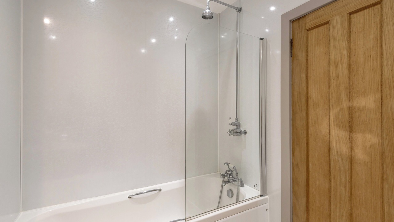 Photo of Bathroom in Newington