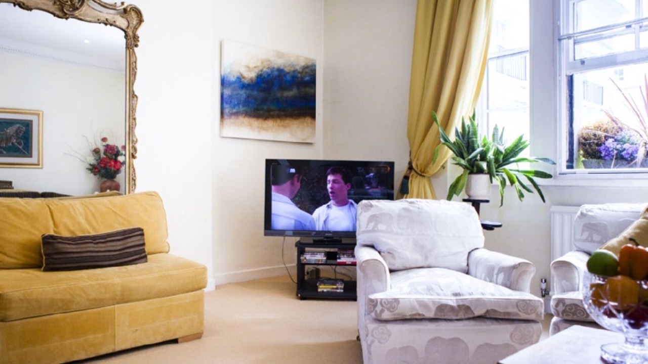 Photo of Livingroom in Brompton & Hans Town