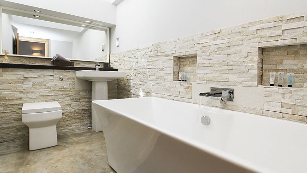 Photo of Bathroom in Rhydwyn