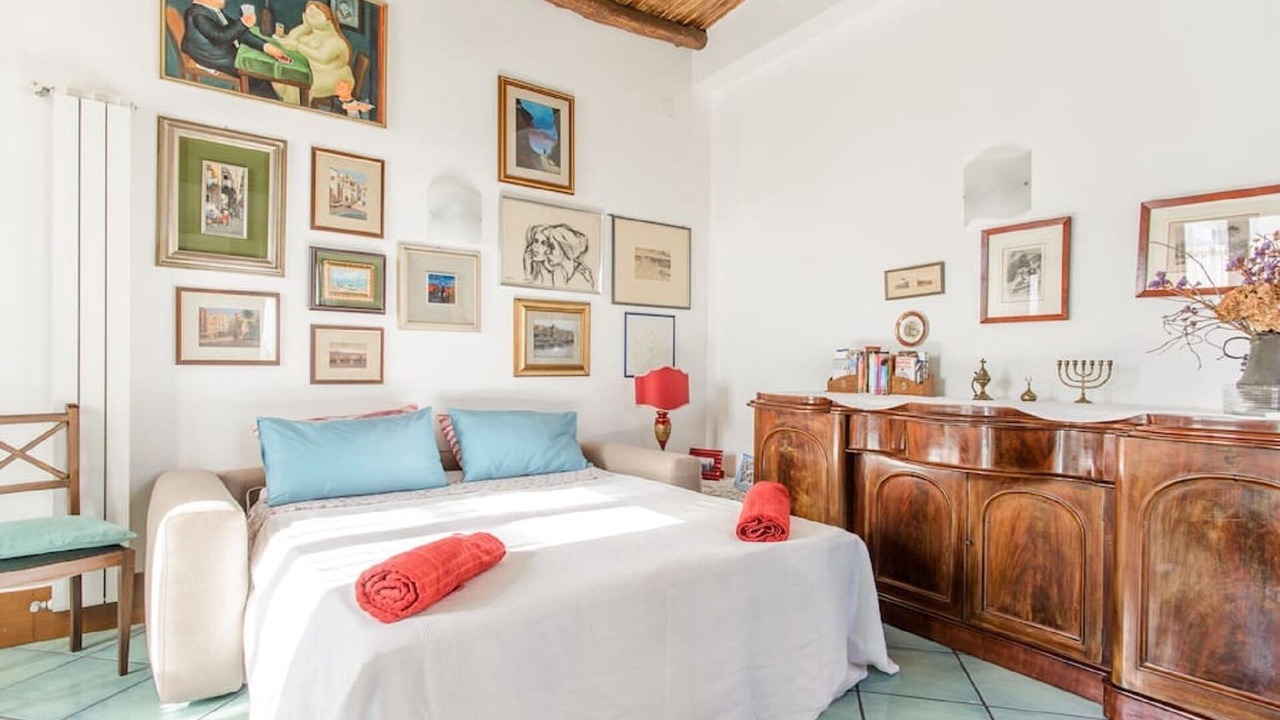 Photo of Bedroom in Naples City Centre