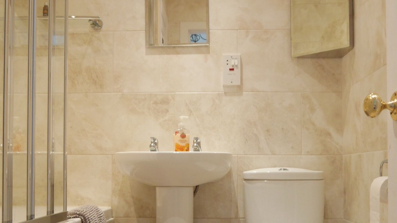 Photo of Bathroom in Airton