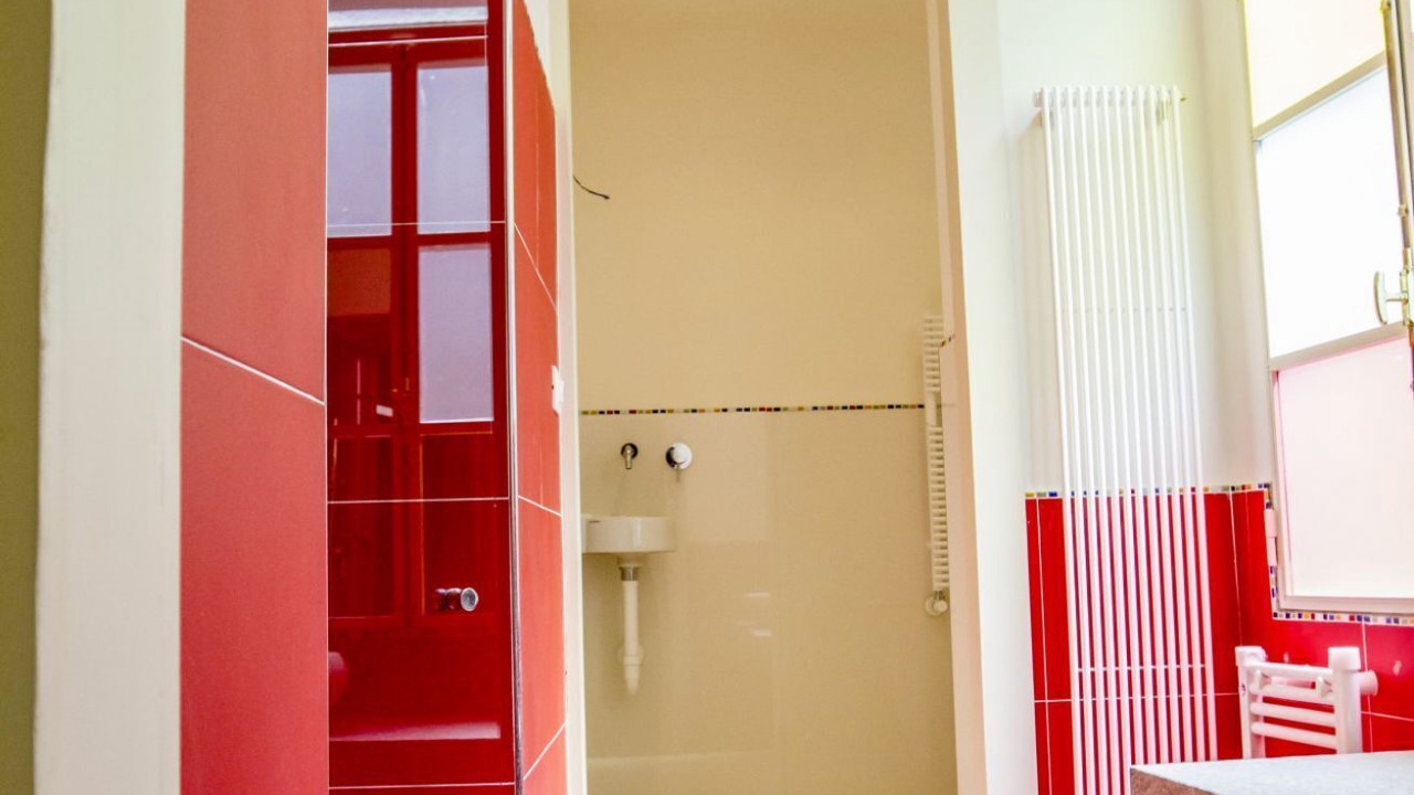 Photo of Bathroom in Roman Quarter