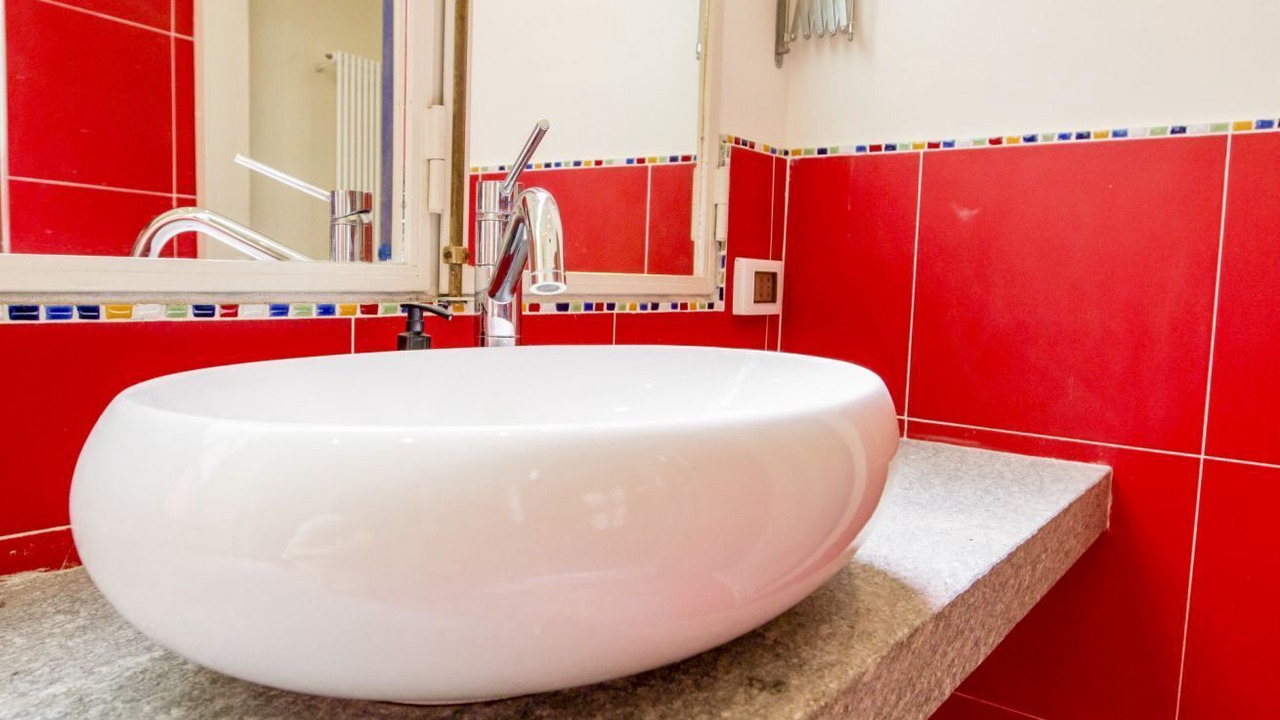Photo of Bathroom in Roman Quarter