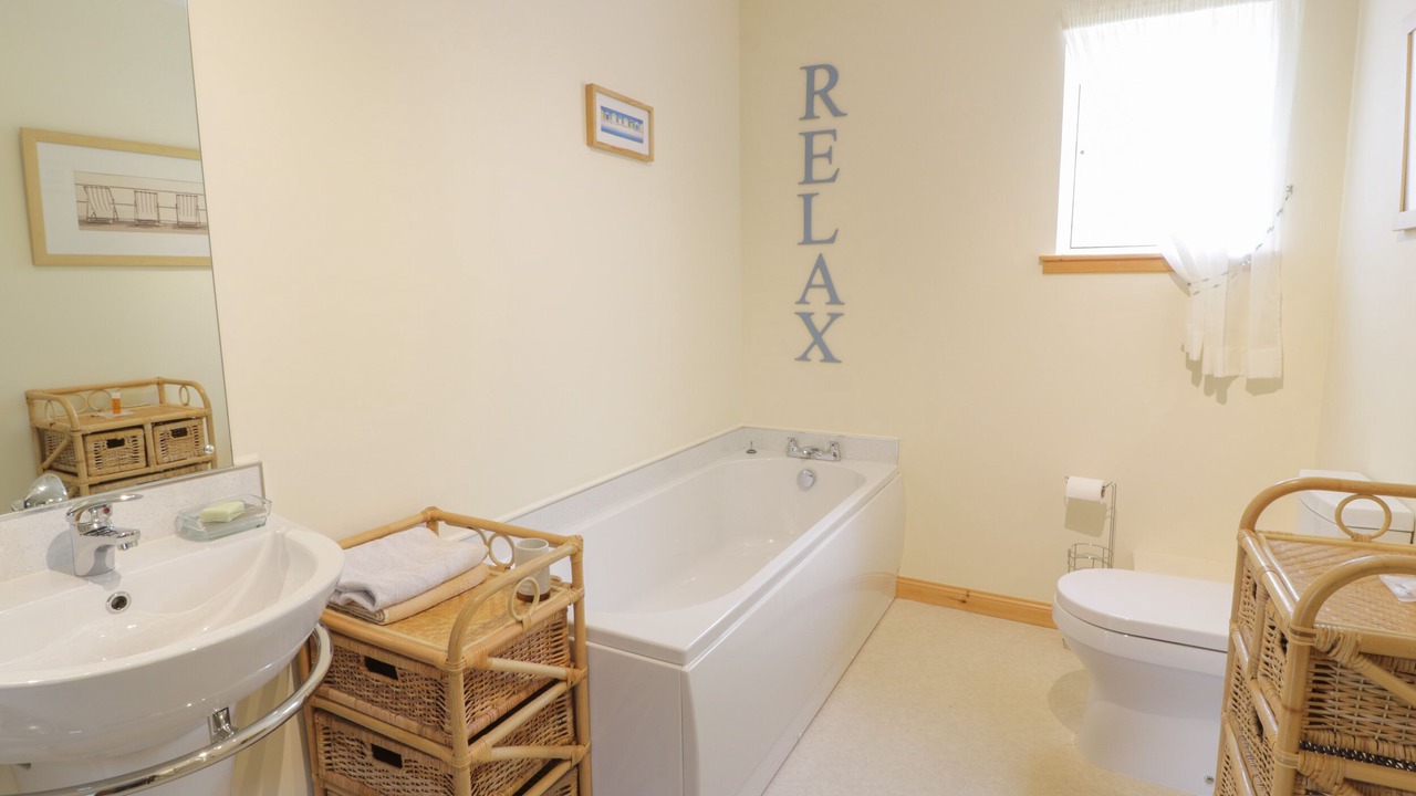 Photo of Bathroom in Murthly
