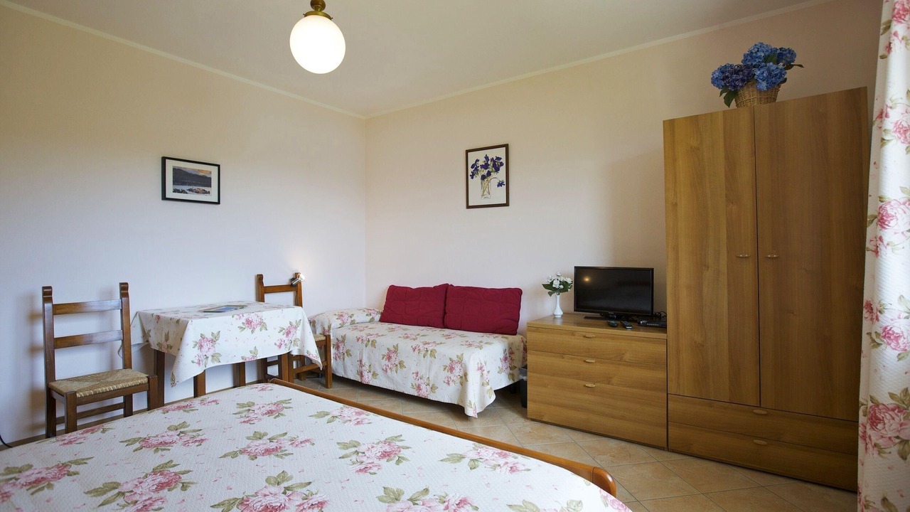 Photo of Bedroom in Orta San Giulio
