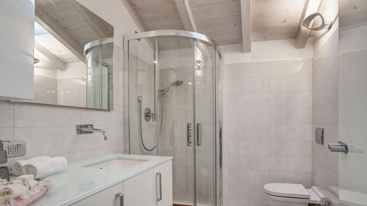 Photo of Bathroom in Oliveto Lario