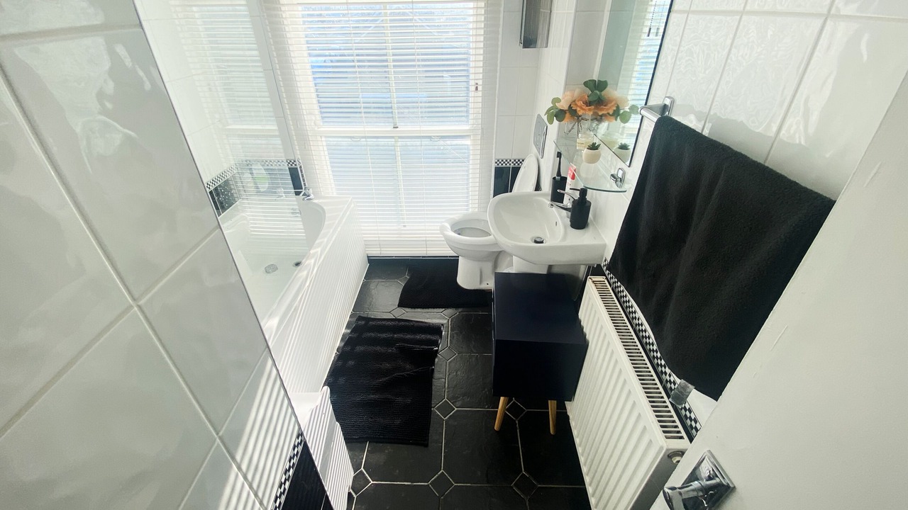 Photo of Bathroom in Bromley Common and Keston