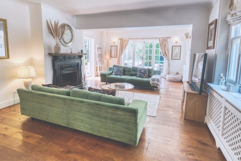 Photo of Livingroom in Earls Barton