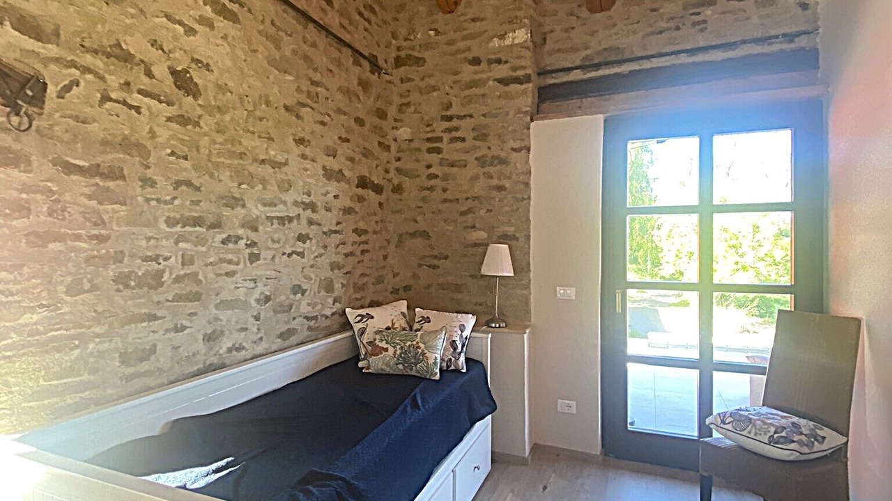 Photo of Bedroom in Somano