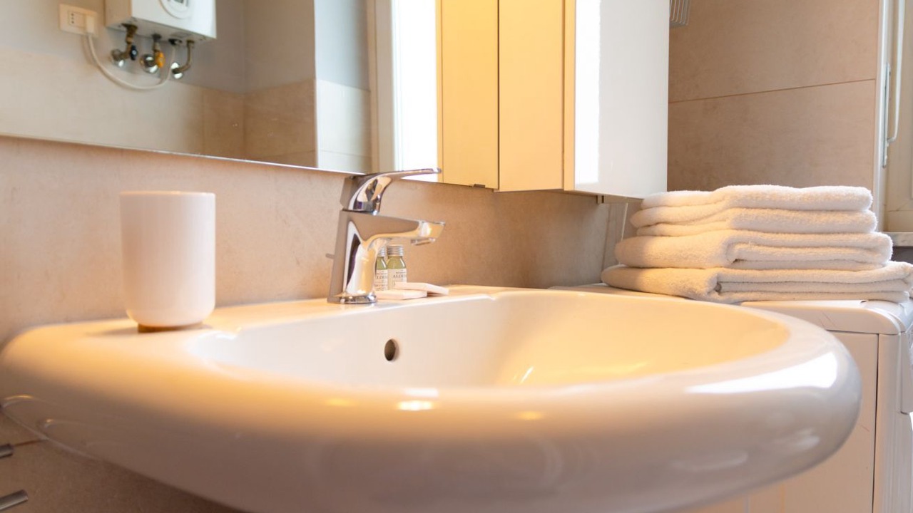 Photo of Bathroom in Cit Turin