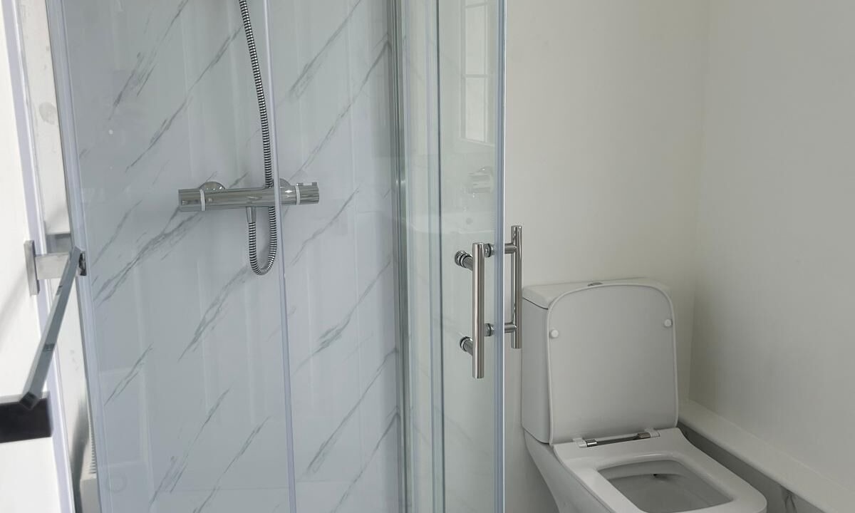 Photo of Bathroom in Glencarse