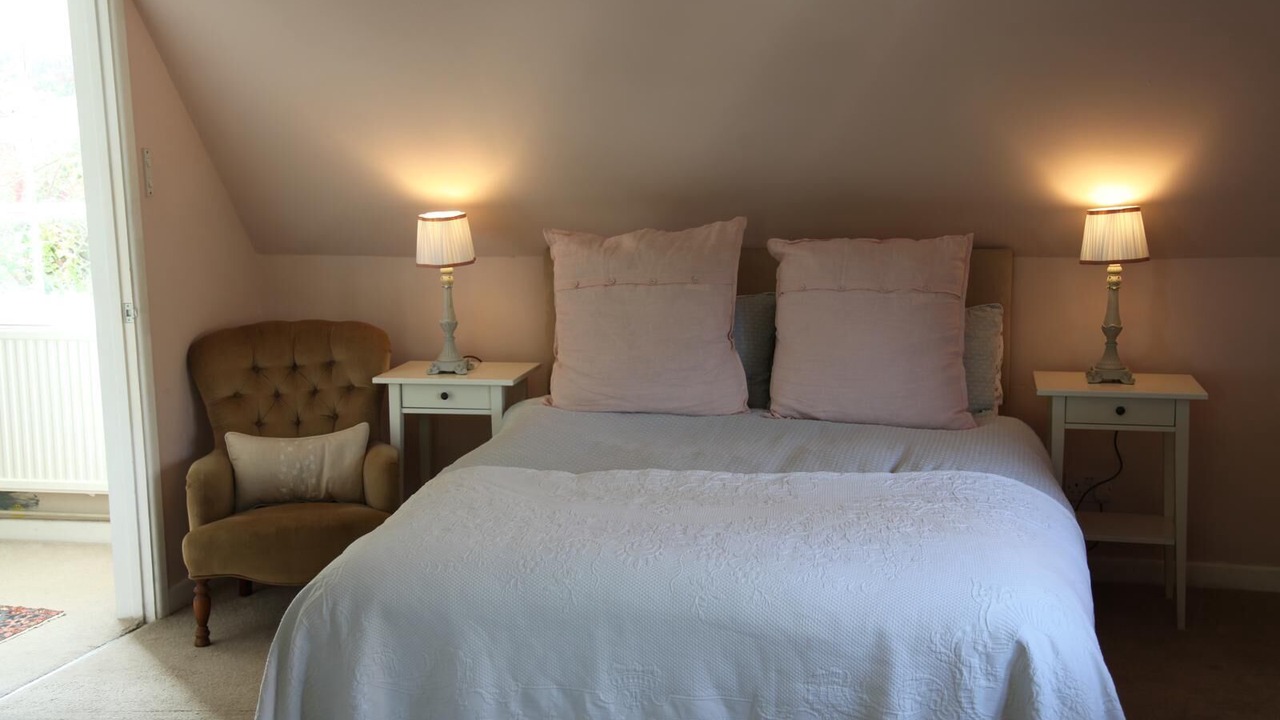 Photo of Bedroom in Whichford