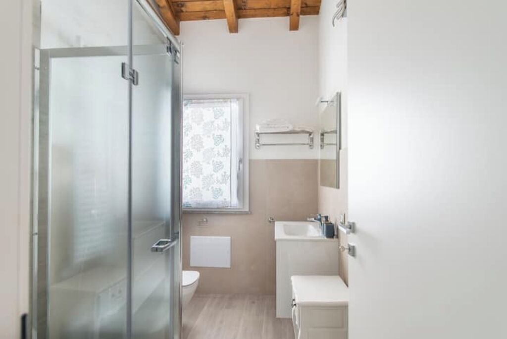 Photo of Bathroom in Guspini