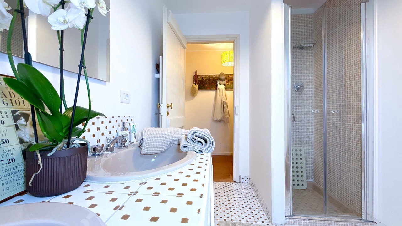 Photo of Bathroom in Cossano Belbo