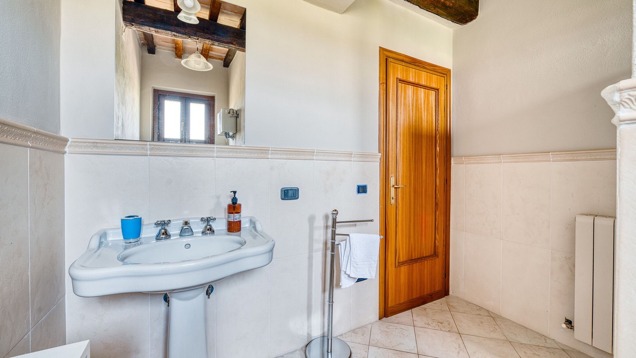 Photo of Bathroom in Montefalco