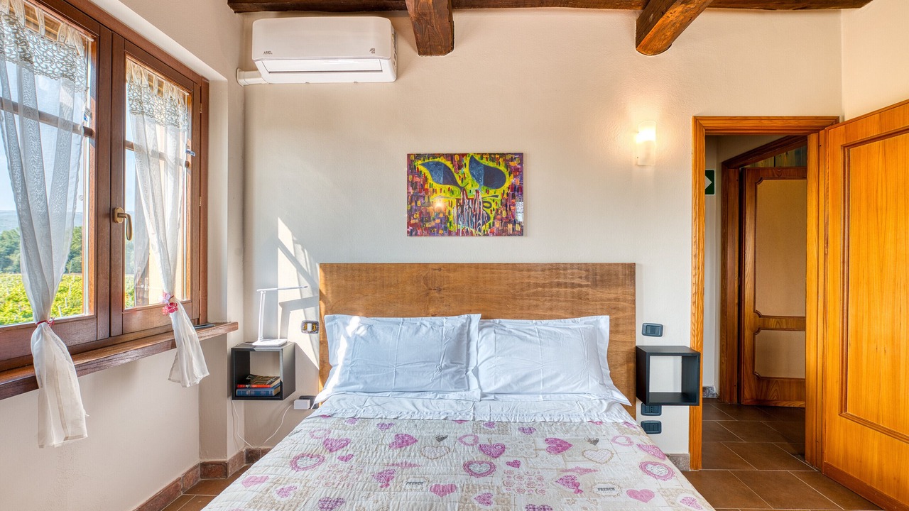 Photo of Bedroom in Montefalco