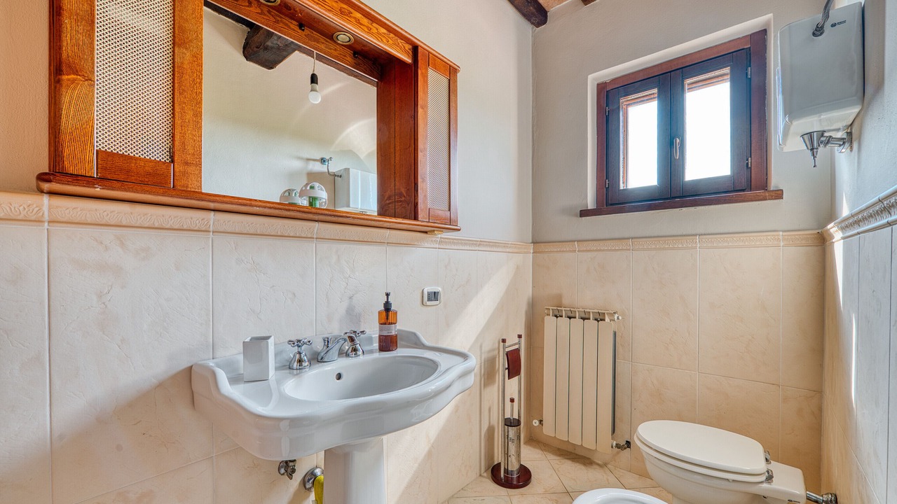 Photo of Bathroom in Montefalco