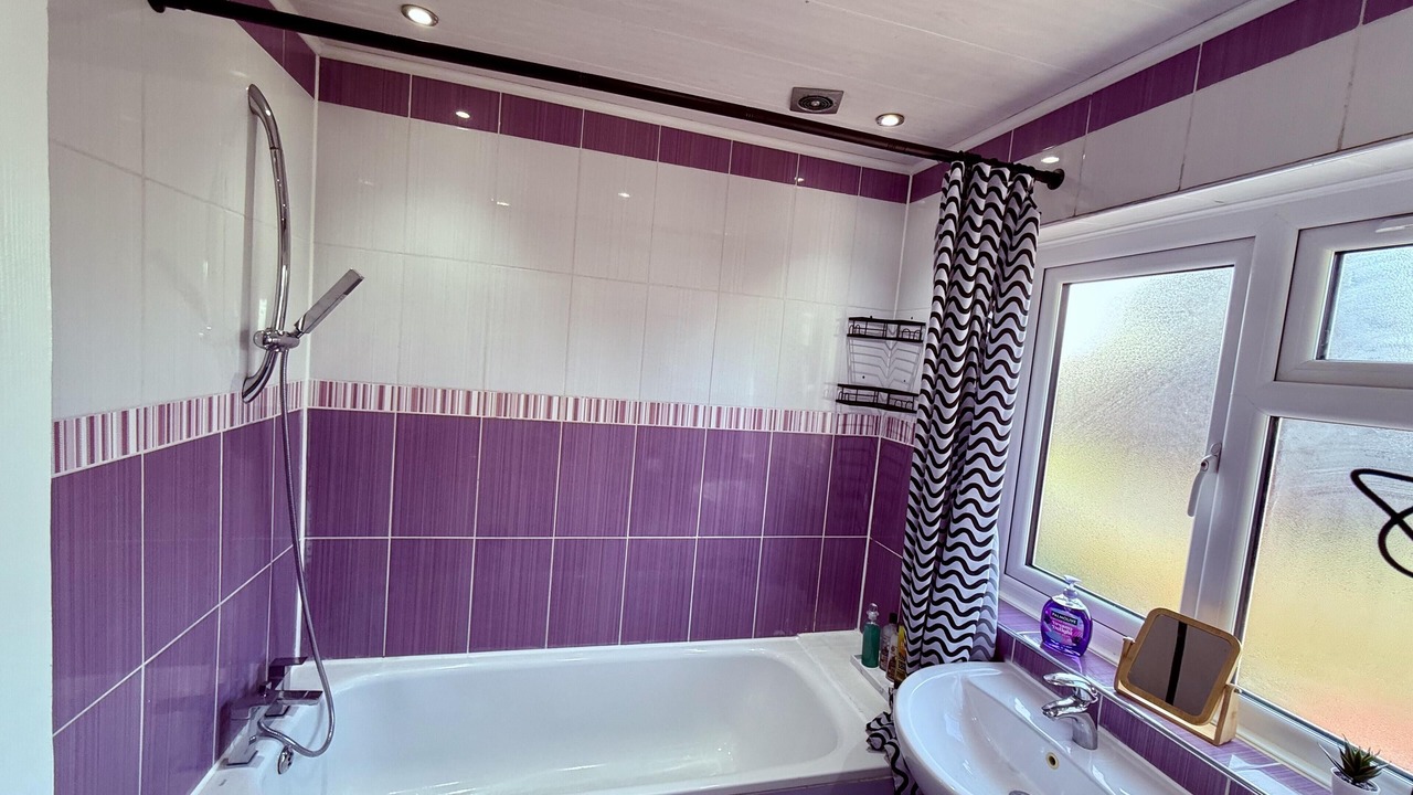 Photo of Bathroom in Haversham