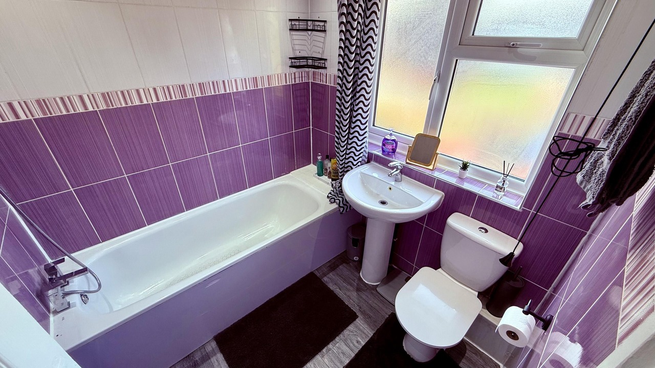 Photo of Bathroom in Haversham