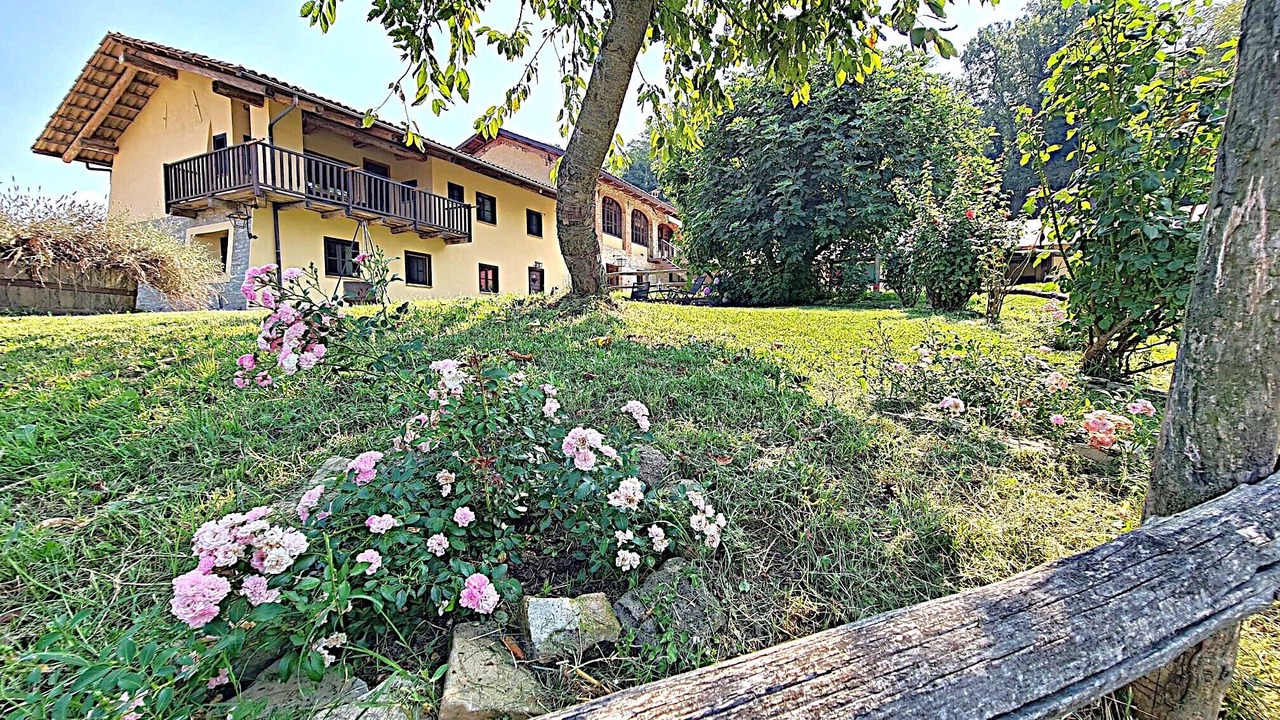 Photo of Outdoor in Somano
