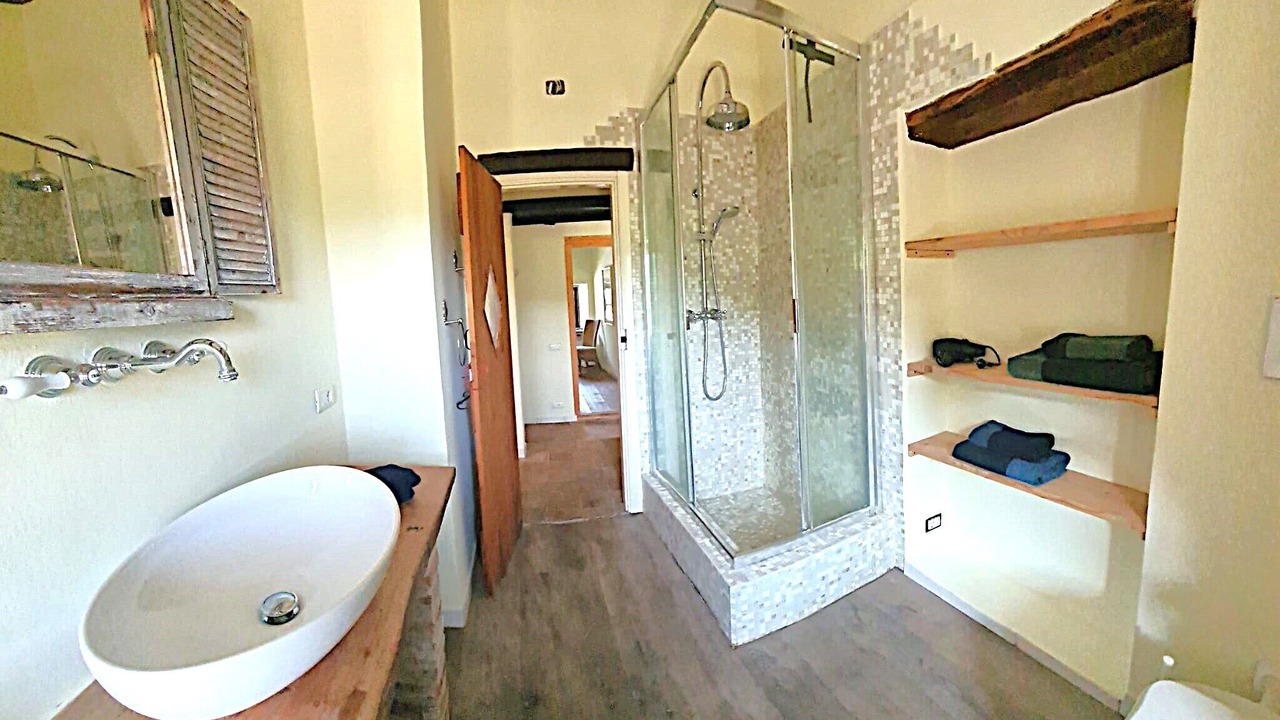 Photo of Bathroom in Somano