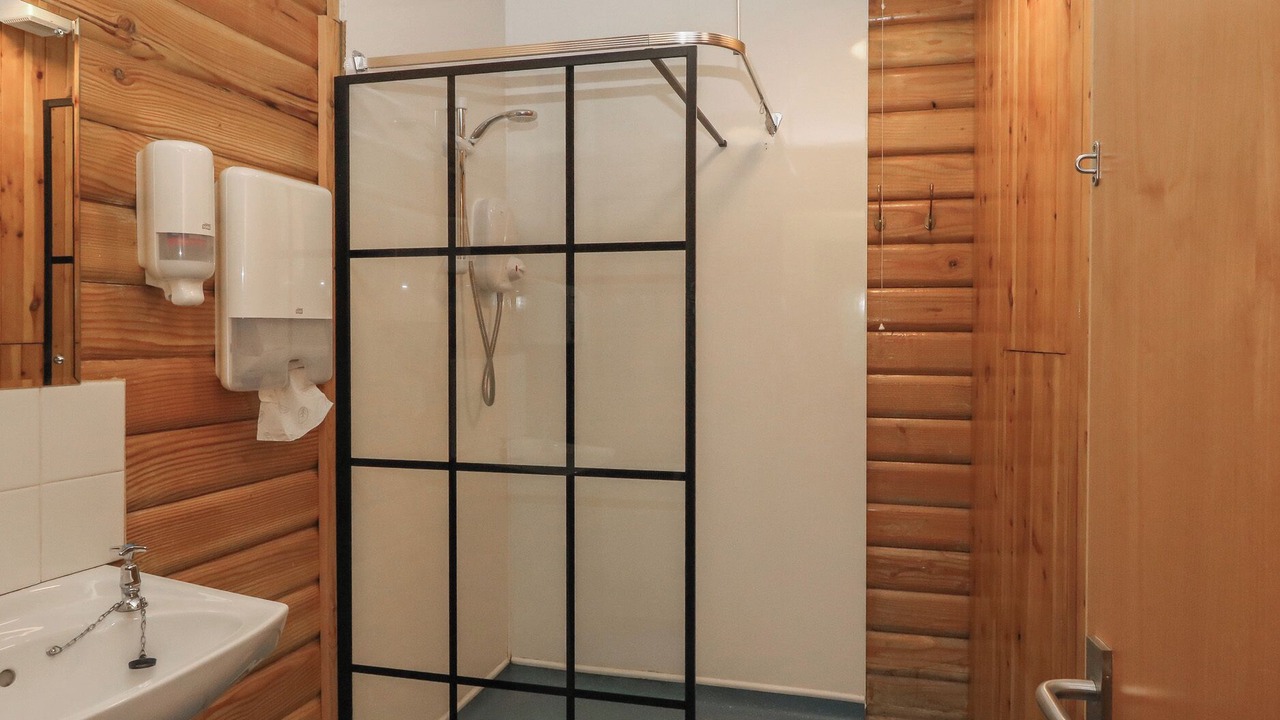 Photo of Bathroom in Brodick