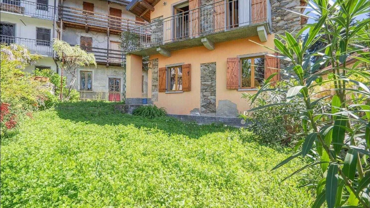 Photo of Outdoor in Ameno