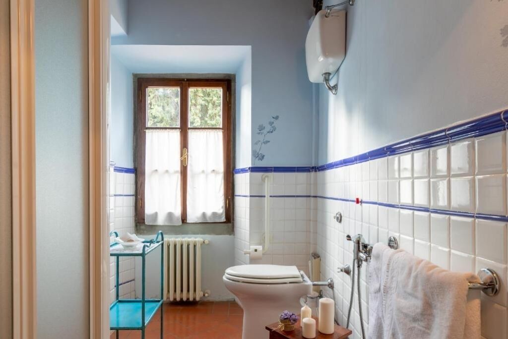 Photo of Bathroom in Montespertoli