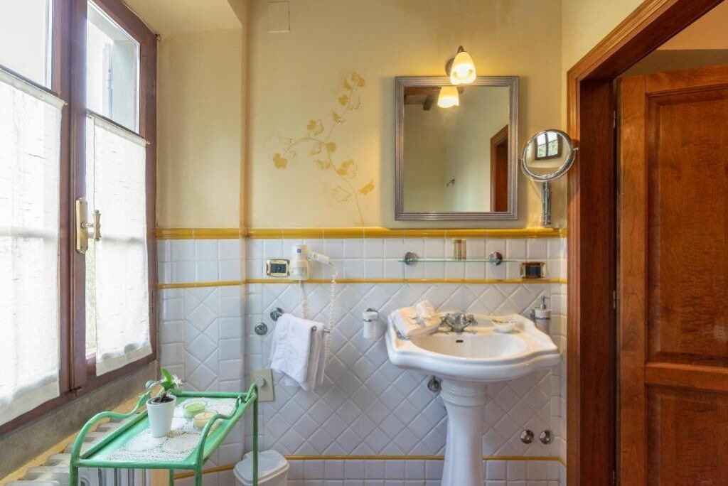 Photo of Bathroom in Montespertoli