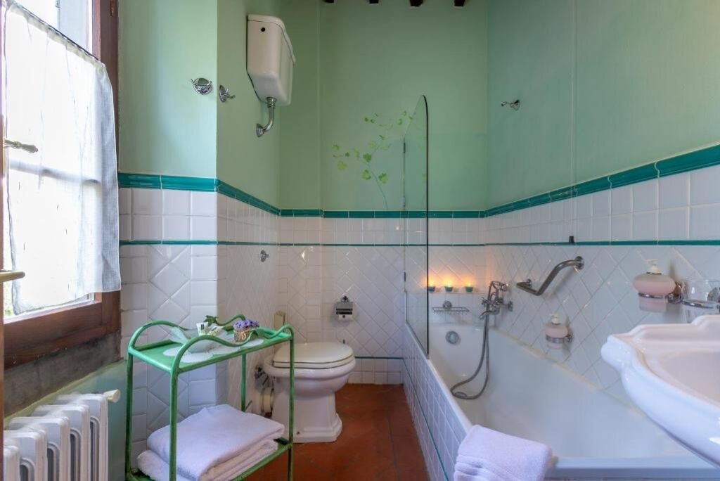 Photo of Bathroom in Montespertoli