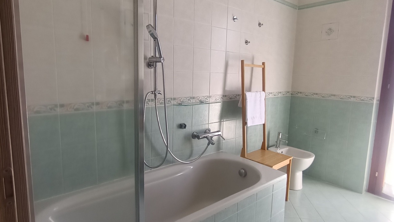 Photo of Bathroom in Oleggio