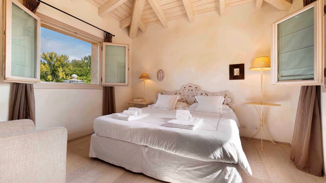 Photo of Bedroom in Puegnago del Garda