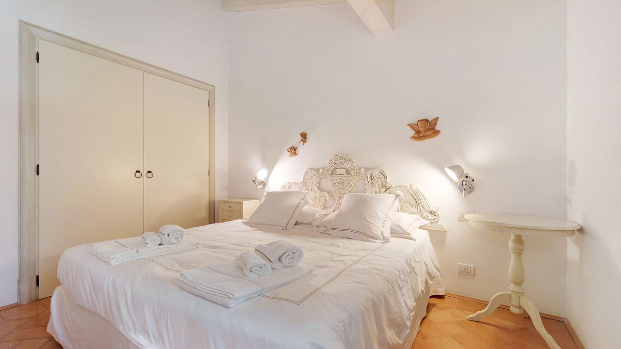 Photo of Bedroom in Puegnago del Garda