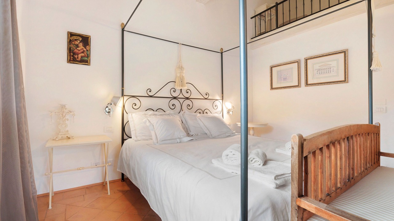 Photo of Bedroom in Puegnago del Garda