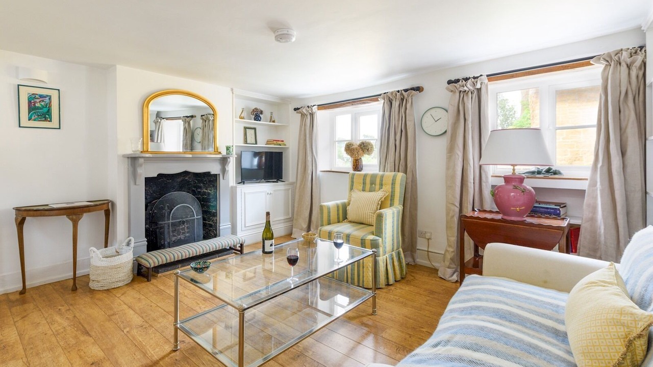 Photo of Livingroom in Bloxham
