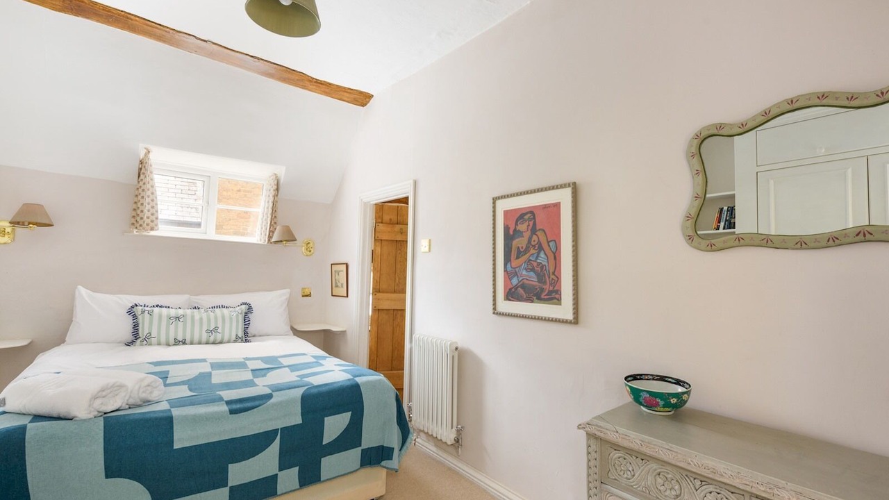 Photo of Bedroom in Bloxham