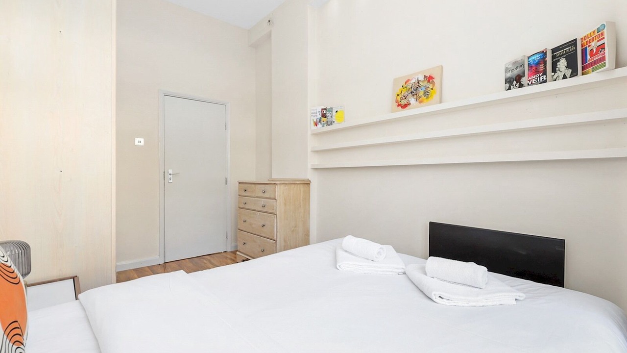 Photo of Bedroom in Weavers