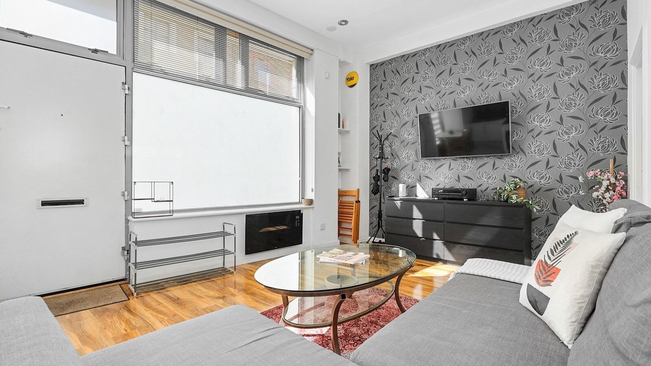 Photo of Livingroom in Weavers
