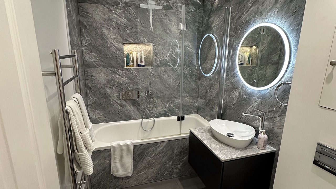 Photo of Bathroom in Vincent Square